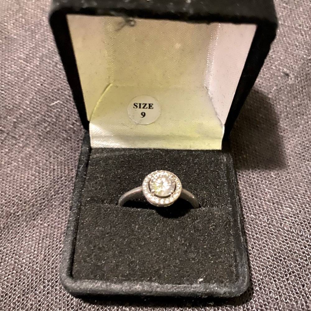 Sterling silver ring size 9